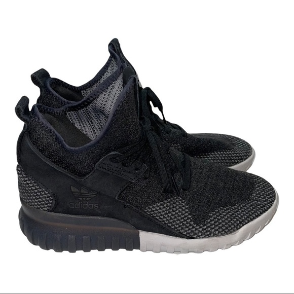 Adidas Man Shoes Size 9 - Picture 3 of 7